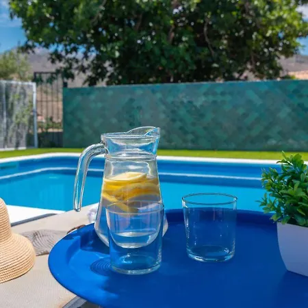 Tablazos 29 Nerja By Ruralidays فريجيليانا